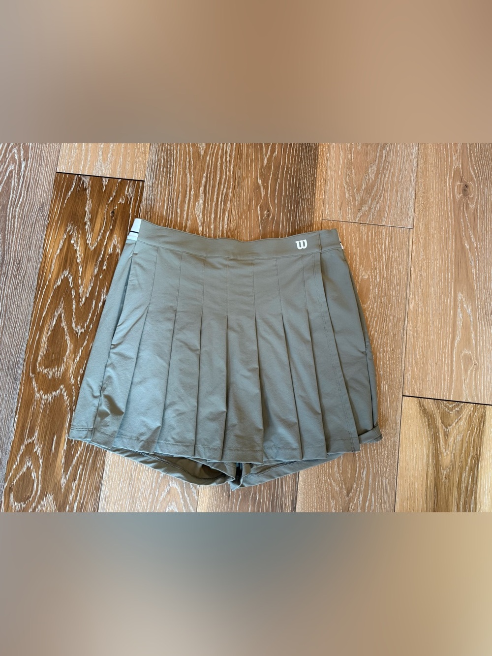Wilson Pleated Tennis Skort Olive Green Sage NWT Medium Athletic Skirt
